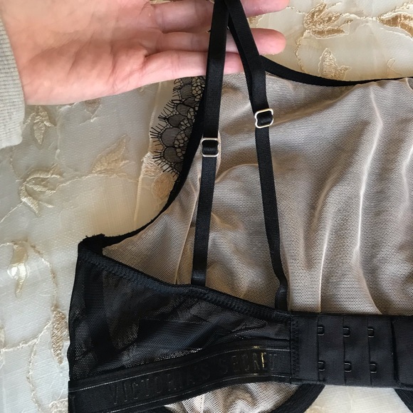 Victorian’s Secret Lace Underwire High Neck Bra NWT - Picture 9 of 14